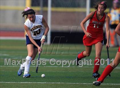 Thumbnail 2 in Vernon vs Morris Hills photogallery.