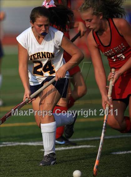 Thumbnail 1 in Vernon vs Morris Hills photogallery.