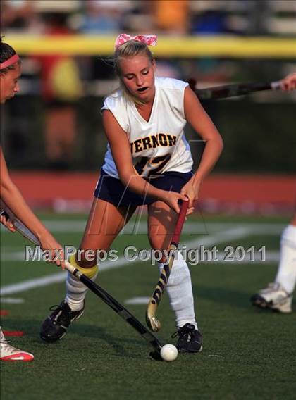 Thumbnail 2 in Vernon vs Morris Hills photogallery.