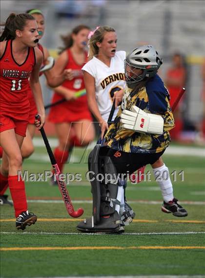 Thumbnail 2 in Vernon vs Morris Hills photogallery.