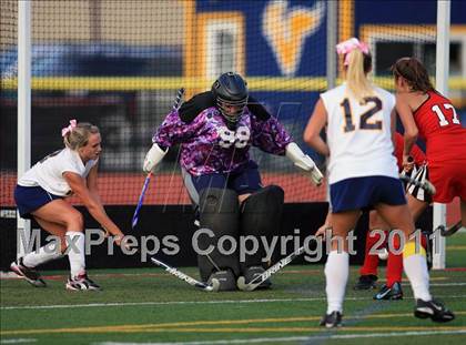 Thumbnail 2 in Vernon vs Morris Hills photogallery.