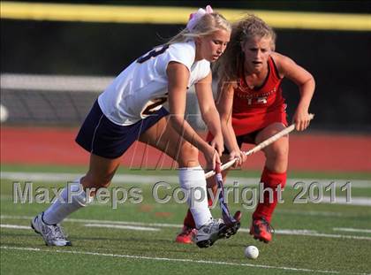 Thumbnail 3 in Vernon vs Morris Hills photogallery.