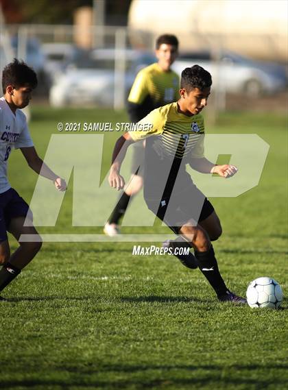 Thumbnail 3 in Denair vs. Hughson (Hughson Tournament) photogallery.