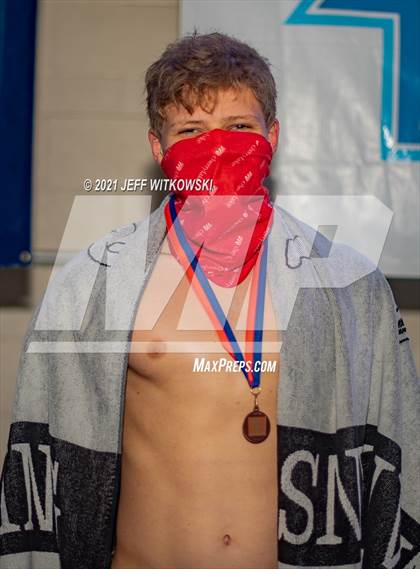 Thumbnail 3 in NCHSAA 4A Regional Championships photogallery.