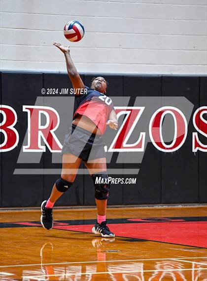 Thumbnail 2 in Brazos vs Hitchcock photogallery.