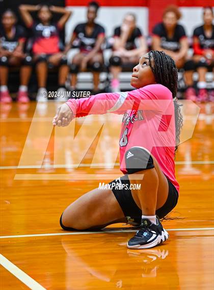 Thumbnail 3 in Brazos vs Hitchcock photogallery.