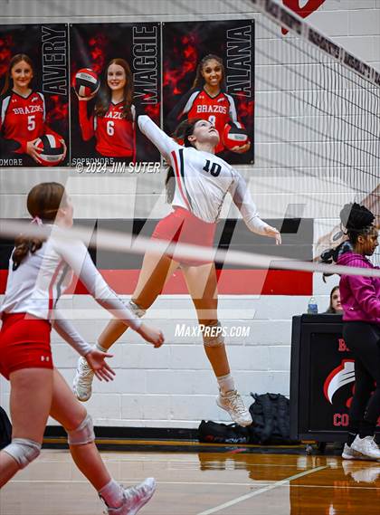 Thumbnail 2 in Brazos vs Hitchcock photogallery.