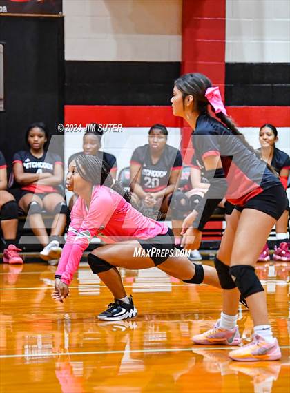 Thumbnail 3 in Brazos vs Hitchcock photogallery.