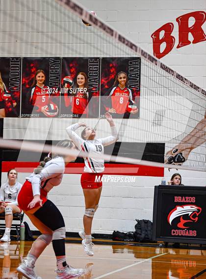 Thumbnail 3 in Brazos vs Hitchcock photogallery.