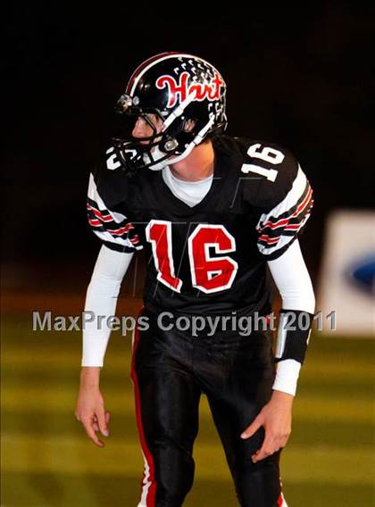 Thumbnail 1 in Hart vs. Valencia photogallery.