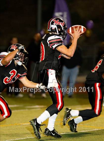 Thumbnail 1 in Hart vs. Valencia photogallery.