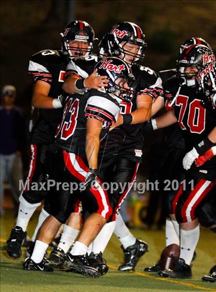 Thumbnail 3 in Hart vs. Valencia photogallery.