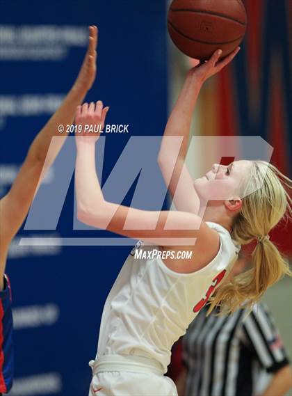 Thumbnail 2 in Westlake vs Hays photogallery.