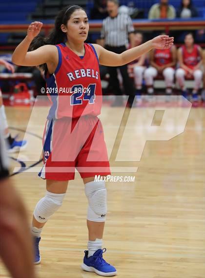 Thumbnail 3 in Westlake vs Hays photogallery.