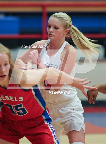 Thumbnail 2 in Westlake vs Hays photogallery.