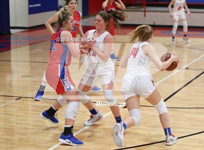 Thumbnail 3 in Westlake vs Hays photogallery.
