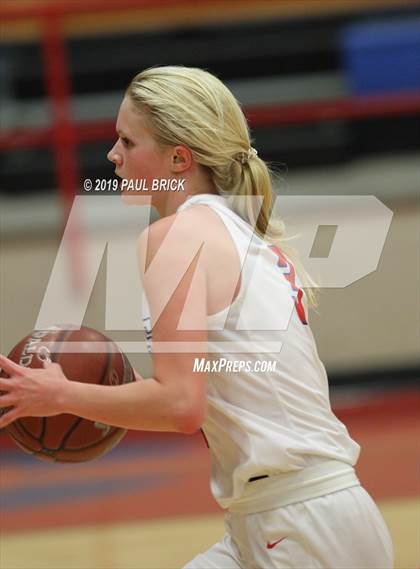 Thumbnail 2 in Westlake vs Hays photogallery.