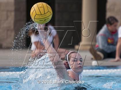 Thumbnail 2 in JSerra Catholic vs. Mission Viejo photogallery.