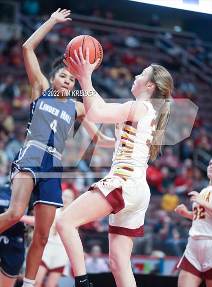 Thumbnail 2 in Columbia vs. Linden Hall School for Girls (PIAA District 3 2A Final) photogallery.