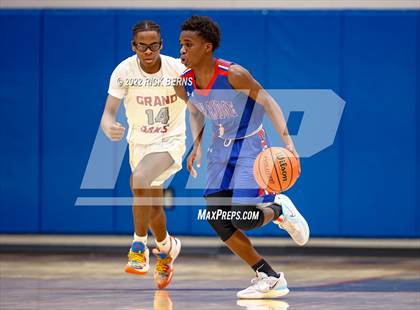 Thumbnail 2 in Grand Oaks vs Oak Ridge photogallery.
