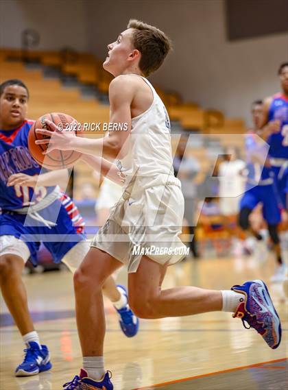 Thumbnail 3 in Grand Oaks vs Oak Ridge photogallery.