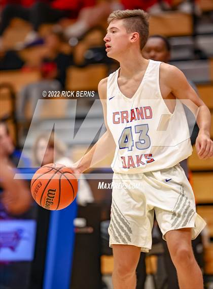 Thumbnail 2 in Grand Oaks vs Oak Ridge photogallery.