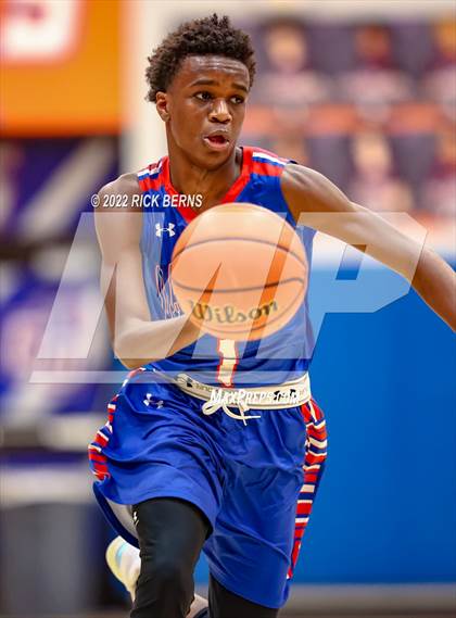 Thumbnail 3 in Grand Oaks vs Oak Ridge photogallery.