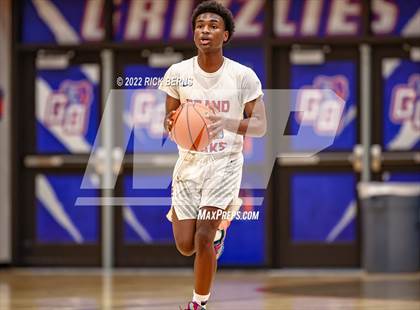 Thumbnail 3 in Grand Oaks vs Oak Ridge photogallery.