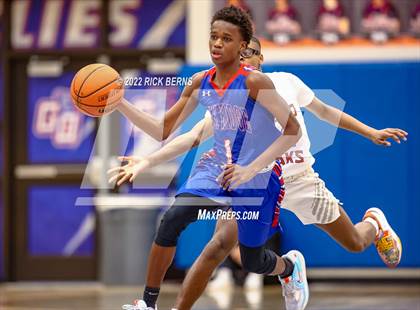 Thumbnail 3 in Grand Oaks vs Oak Ridge photogallery.