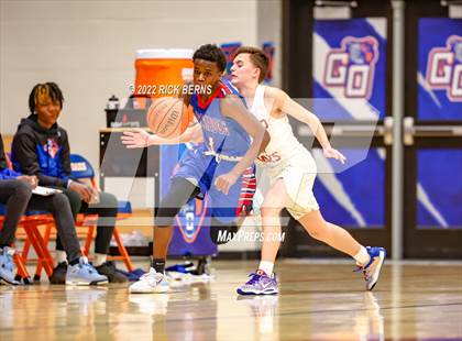 Thumbnail 3 in Grand Oaks vs Oak Ridge photogallery.