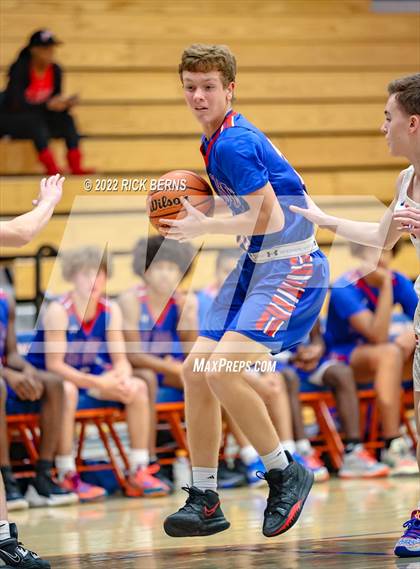 Thumbnail 2 in Grand Oaks vs Oak Ridge photogallery.