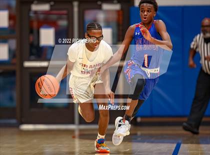 Thumbnail 1 in Grand Oaks vs Oak Ridge photogallery.
