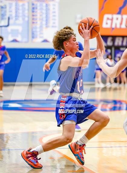 Thumbnail 2 in Grand Oaks vs Oak Ridge photogallery.