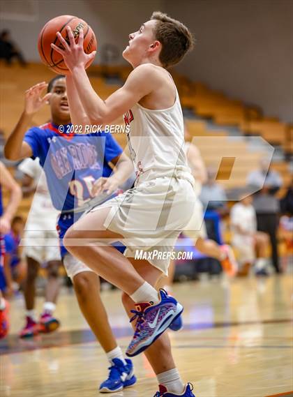 Thumbnail 1 in Grand Oaks vs Oak Ridge photogallery.