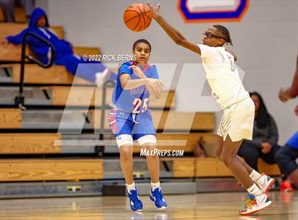 Thumbnail 1 in Grand Oaks vs Oak Ridge photogallery.