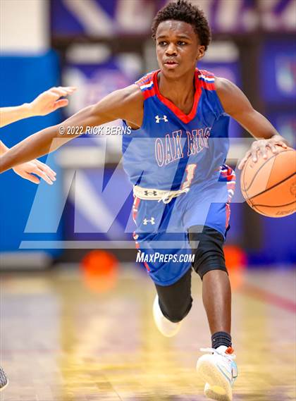Thumbnail 1 in Grand Oaks vs Oak Ridge photogallery.