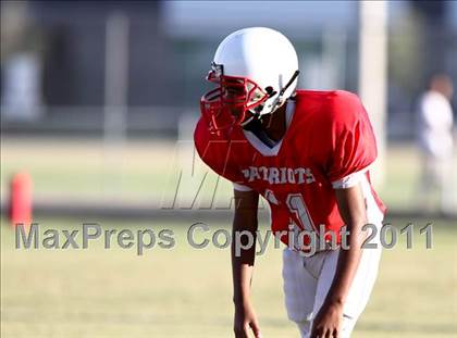 Thumbnail 3 in Goose Creek Memorial vs Barbers Hill  photogallery.
