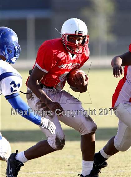 Thumbnail 2 in Goose Creek Memorial vs Barbers Hill  photogallery.