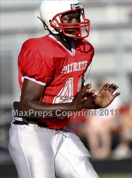 Thumbnail 1 in Goose Creek Memorial vs Barbers Hill  photogallery.