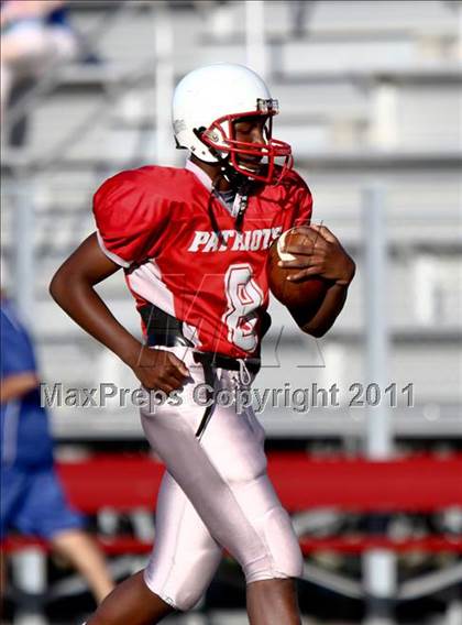 Thumbnail 3 in Goose Creek Memorial vs Barbers Hill  photogallery.
