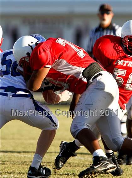 Thumbnail 3 in Goose Creek Memorial vs Barbers Hill  photogallery.