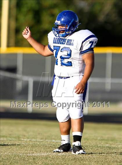 Thumbnail 3 in Goose Creek Memorial vs Barbers Hill  photogallery.