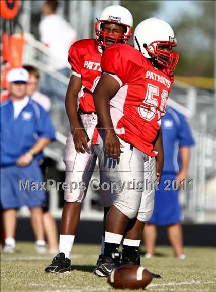 Thumbnail 1 in Goose Creek Memorial vs Barbers Hill  photogallery.
