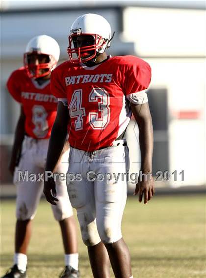 Thumbnail 1 in Goose Creek Memorial vs Barbers Hill  photogallery.