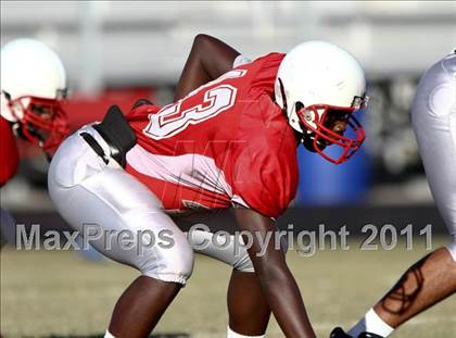 Thumbnail 3 in Goose Creek Memorial vs Barbers Hill  photogallery.