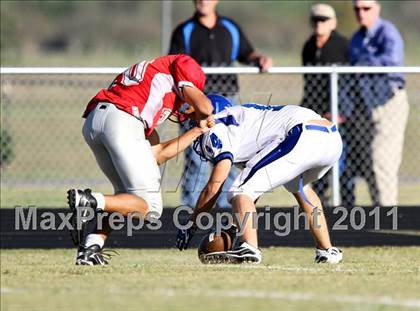 Thumbnail 3 in Goose Creek Memorial vs Barbers Hill  photogallery.