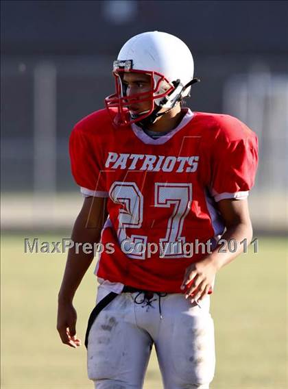 Thumbnail 1 in Goose Creek Memorial vs Barbers Hill  photogallery.
