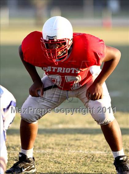 Thumbnail 2 in Goose Creek Memorial vs Barbers Hill  photogallery.