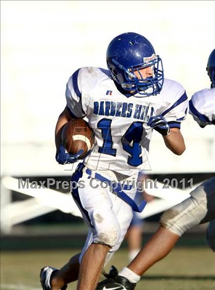 Thumbnail 3 in Goose Creek Memorial vs Barbers Hill  photogallery.