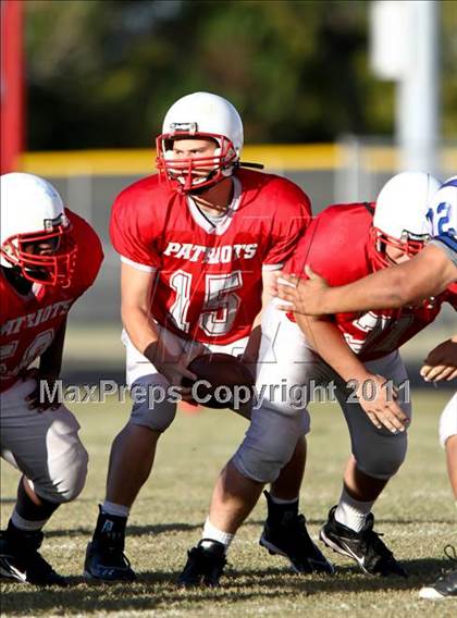 Thumbnail 2 in Goose Creek Memorial vs Barbers Hill  photogallery.